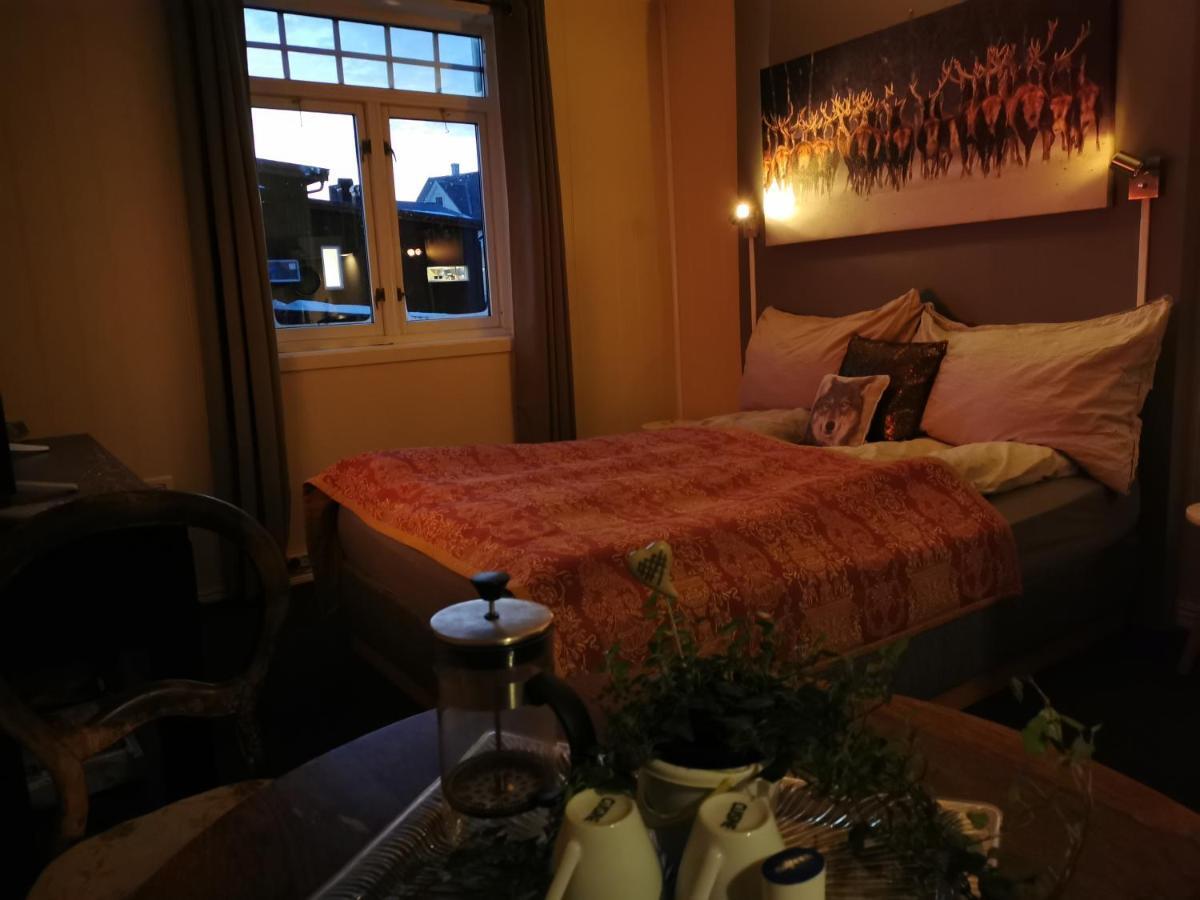 Hotel Bed & Waffles, Tromsø Zewnętrze zdjęcie